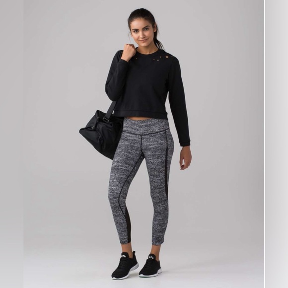 Lululemon Space Crew (Eyelet) - Black - Picture 4 of 4